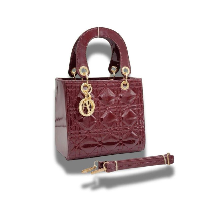 LADY DIOR